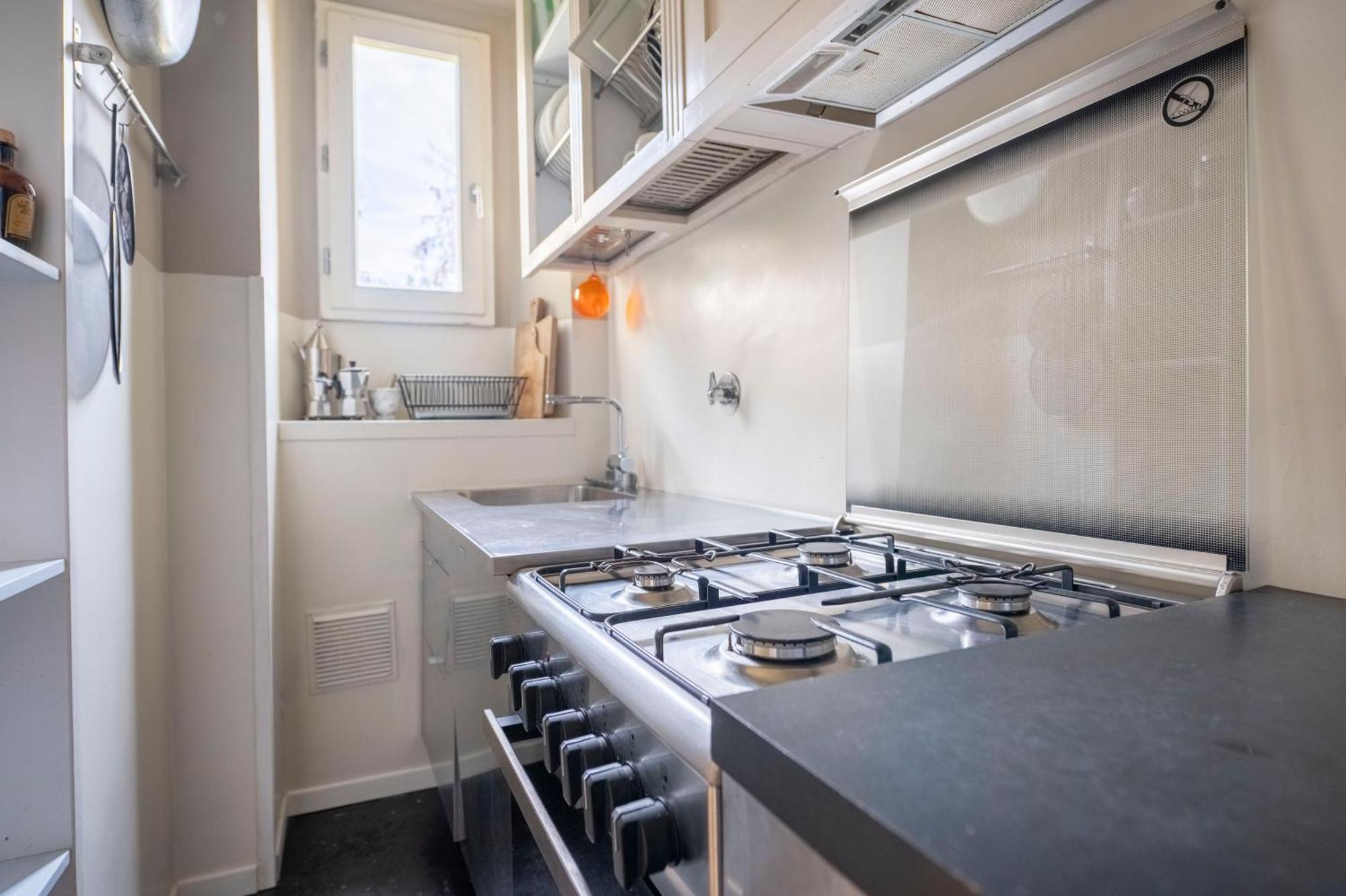 Boutique Apartment With Private Rooms And Garden Oasis Флоренция Экстерьер фото